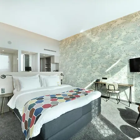 호텔 Der Valk Nijmegen-lent 4*