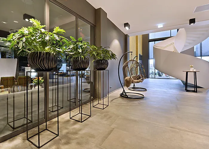 فان دير فالك نايميخن-لينت