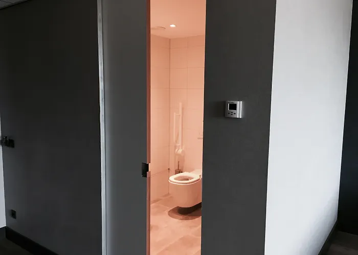 فان دير فالك نايميخن-لينت نايميخين