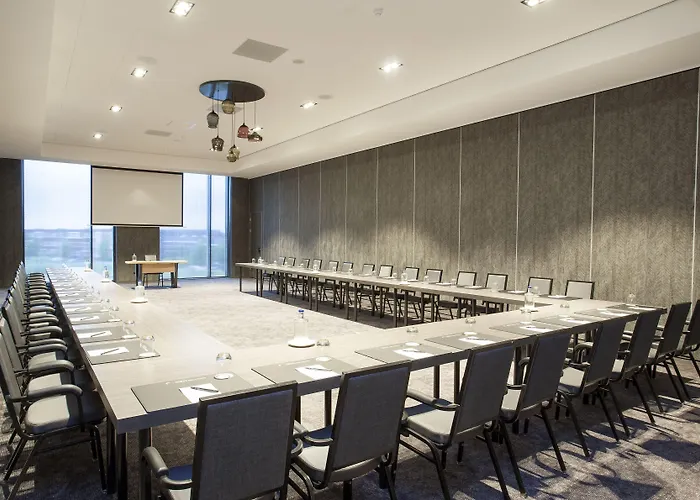 فان دير فالك نايميخن-لينت فندق 4*